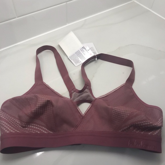 LULULEMON AWAKE TO LACE 32B BRA NEW - Picture 4 of 8